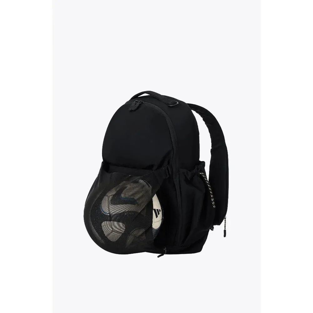 NWT Beis The North To South Sport Backpack in Black